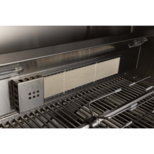 gusto-6-burner-built-in-gas-grill-head-3